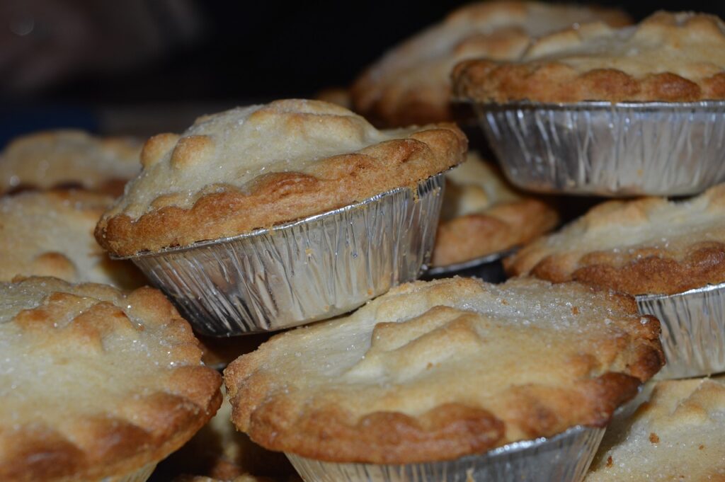 christmas food, mince pies, food-577876.jpg